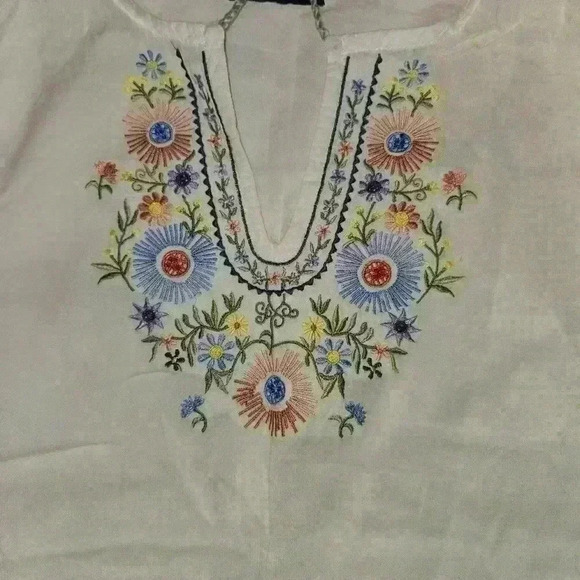 Embroidered Boho Floral V Neck Long Sleeve Peasant Blouse Cream Size Medium - Picture 3 of 10